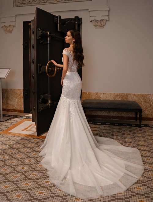 https://elisebride.ro/images/stories/virtuemart/product/19 Audrey       (3).jpg
